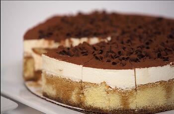 Tiramisu Cake
