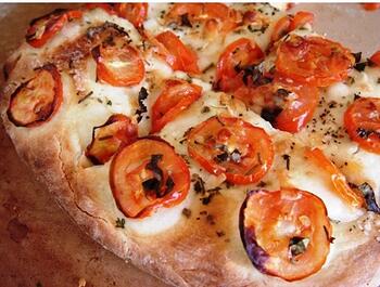 Tomato Herb Flatbread