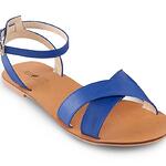 HEARTTHROB Cross Strapped Sandals