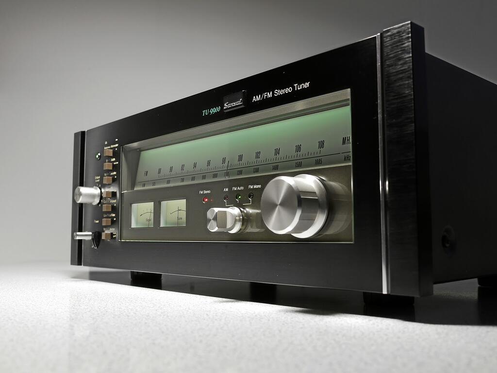 Sansui TU-9000