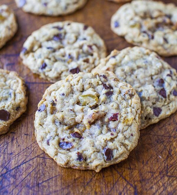Oatmeal Raisin choc chips cookies