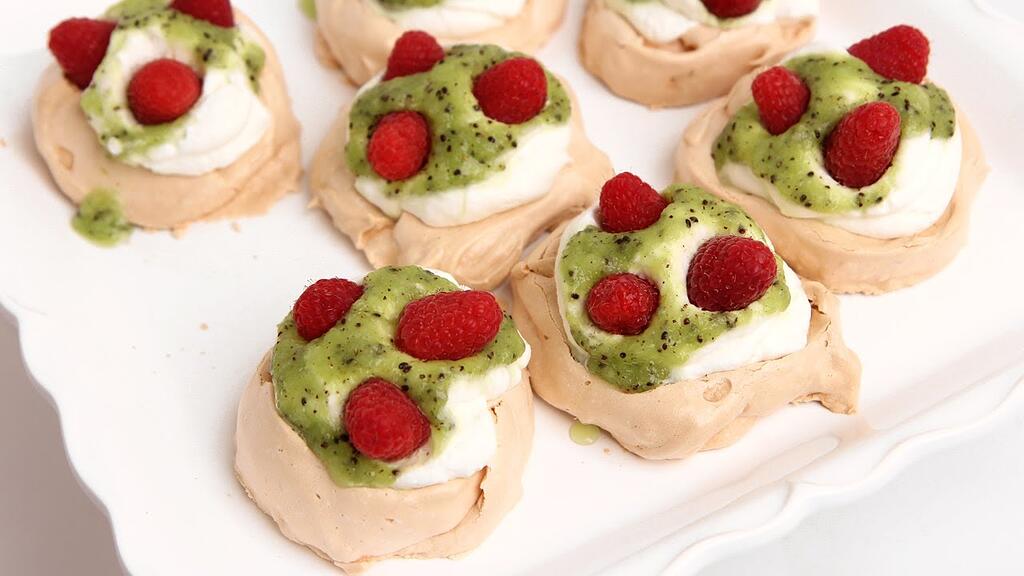 Mini Pavlova